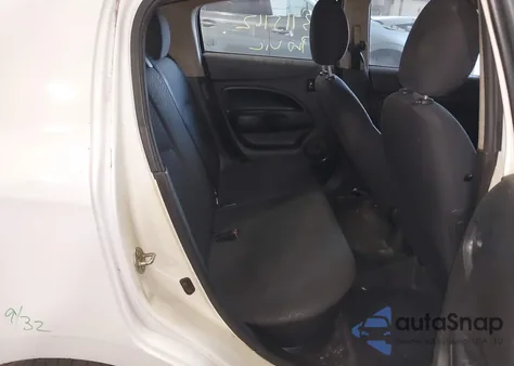 2015 Mitsubishi Mirage De/Rf z USA, uszkodzony, nr VIN ML32A3HJ3FH039800